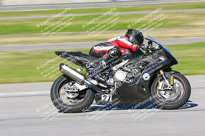 media/Jan-20-2023-Fastrack Riders (Fri) [[f2ad32aba3]]/Private/session 4 turn 6/